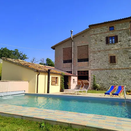 Montefiorentino Vakantieboerderij *