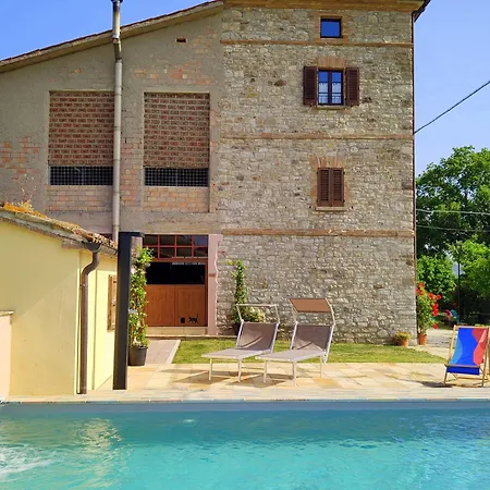 Montefiorentino Vakantieboerderij Frontino